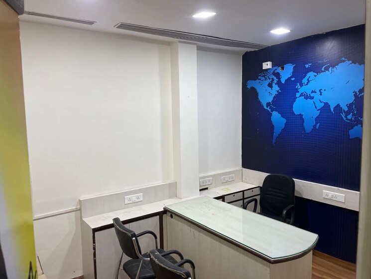 Team Area, veernav-ram-niwas Commercial Office Space 1000 Sq.Ft. In Gokhale Road Thane 9259955