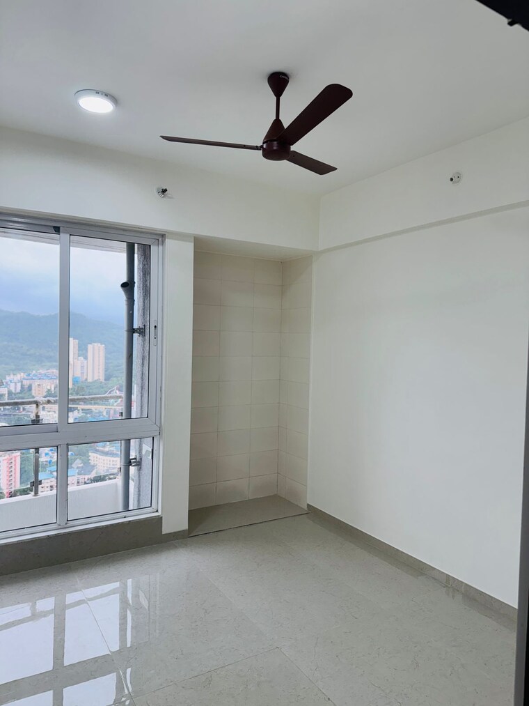 Room, rosa-manhattan 3 Bedroom 1300 Sq.Ft. Apartment In Ghodbunder Road Thane 9259978