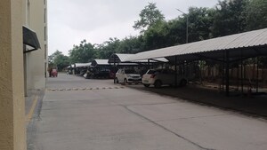 Parking in 3 BHK Apartment at Sare Crescent Parc, Sector 92 – for Sale