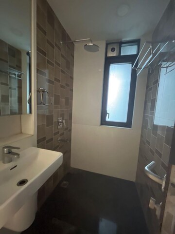 Team Area in 2 BHK Apartment at Lodha The Park, Worli – for Rent