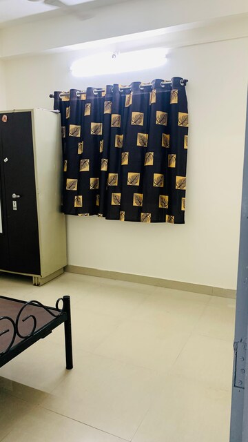 Team Area in 1 BHK Apartment at Hadapsar – for Rent