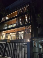 3 BHK + Servant Room 2210 Sq.Ft. Builder Floor in Hauz Khas