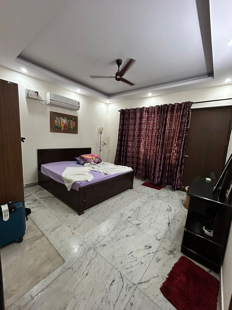 Living Room, sector 23 3 Bedroom 1917 Sq.Ft. Independent House In Sector 23 Gurgaon 9260135