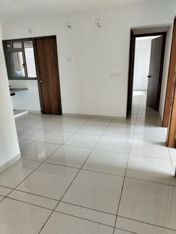 Room in 3 BHK Apartment at Shivalik Sharda Park View 2, Shela – for Rent