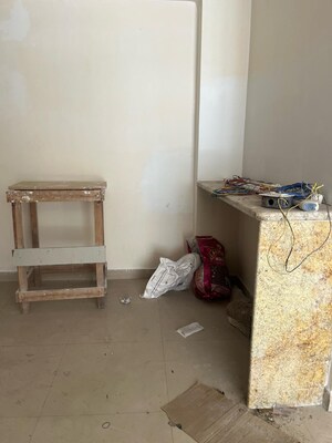 Furnished Amenities in 4 BHK Apartment at Chinar Park – for Sale