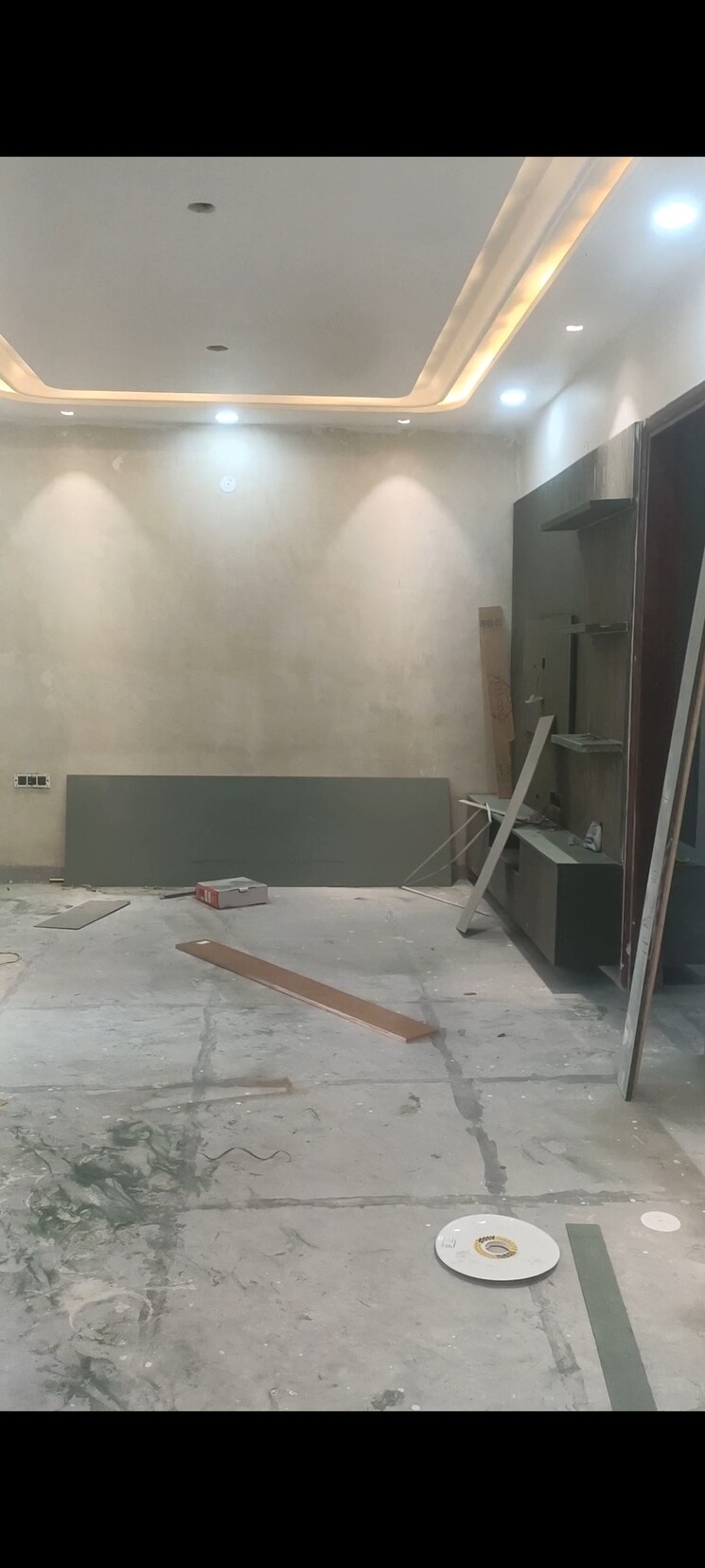 Bathroom, rohini sector 28 4 Bedroom 1650 Sq.Ft. Builder Floor In Rohini Sector 28 Delhi 9260146