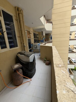 Team Area in 2 BHK Apartment at Pyramid Urban Homes 3, Sector 67a – for Sale