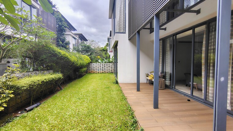 Garden, embassy-boulevard 4 Bedroom 3935 Sq.Ft. Villa In Yelahanka Bangalore 9260197