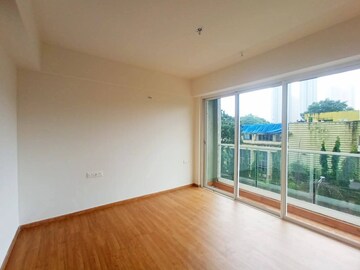 Bedroom in 2 BHK Apartment at Indiabulls One Indiabulls, Pokhran Road No Two – for Rent
