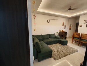 Furnished Amenities in 2 BHK Apartment at Shree Vardhman Mantra, Sector 67 – for Rent
