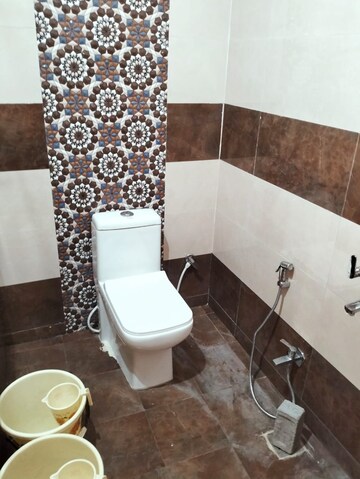 Master Bedroom in 4 BHK Villa at Jatkhedi – for Sale