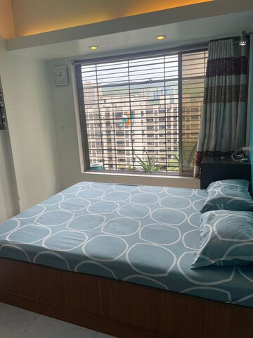 2 BHK Apartment For Sale in Swapnalok Towers, Malad East
