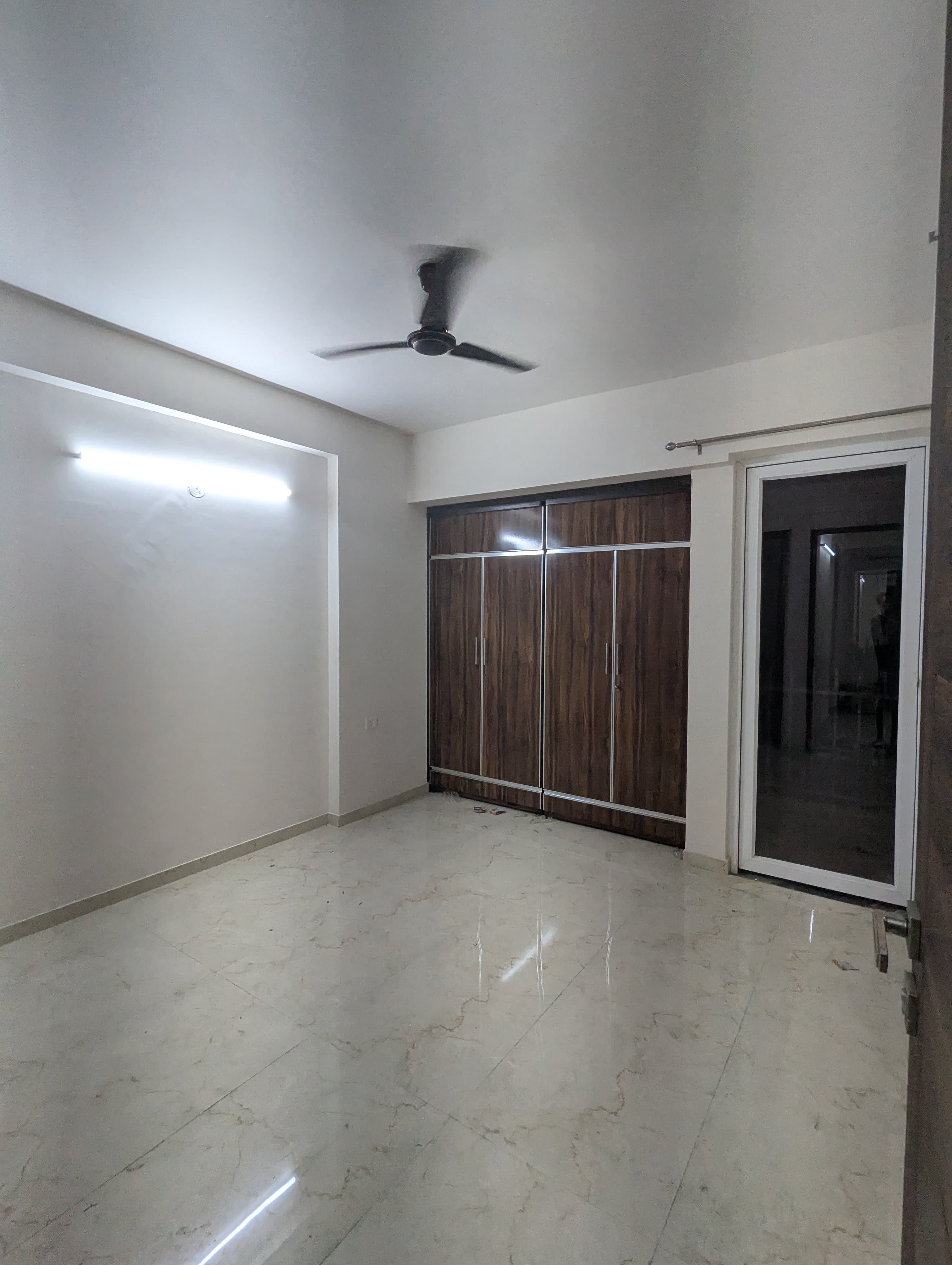 3.5 BHK + Pooja Room Builder Floor For Sale in Smart World Gems