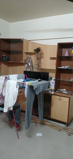 Team Area in 2 BHK Apartment at Sun City, Sinhagad Road – for Rent