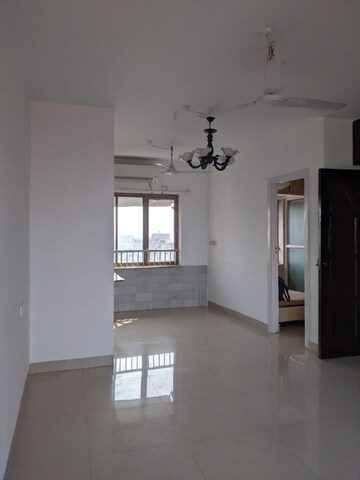 Room in 1.5 BHK Apartment at Bandra West – for Rent