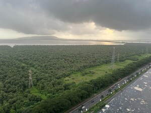 Plot Area in 5 BHK Apartment at Kshitij CHS Sanpada, Sanpada – for Sale