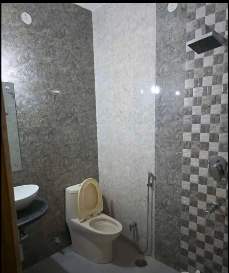 Attached Bathroom, indira nagar 2 Bedroom 1050 Sq.Ft. Independent House In Indira Nagar Lucknow 9260429
