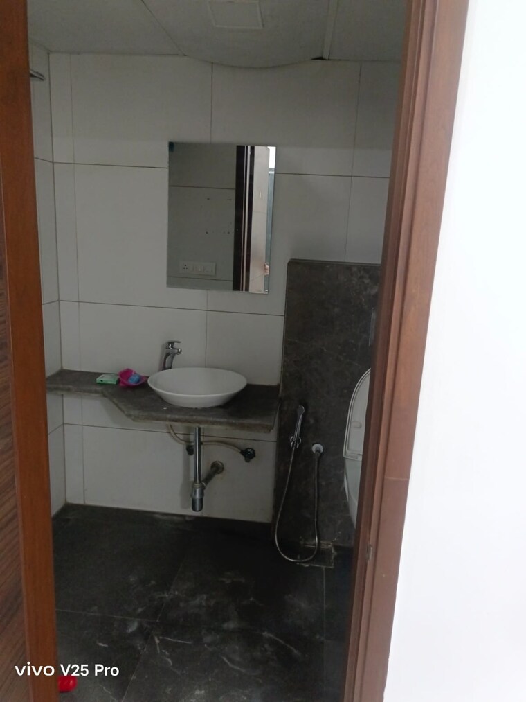 Attached Bathroom, alkapuri 3 Bedroom 1700 Sq.Ft. Apartment In Alkapuri Vadodara 9260632