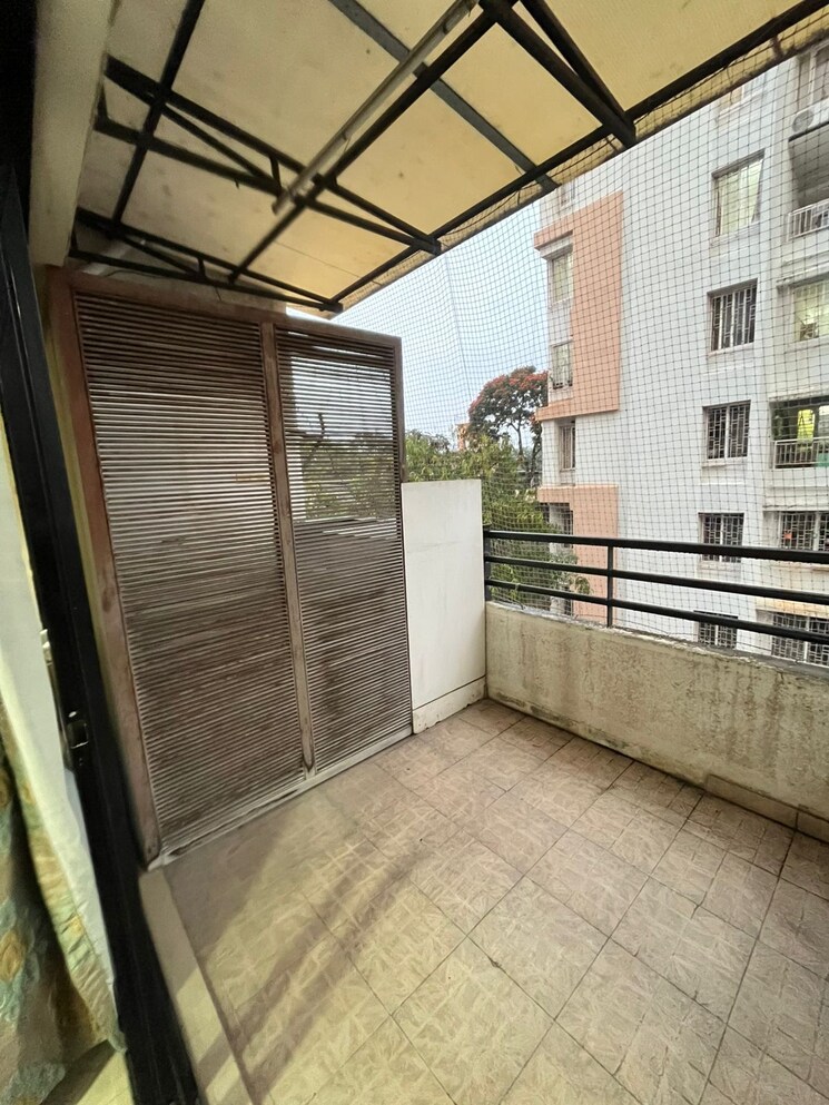 Balcony, vyas-anudatta-chs 2 Bedroom 1000 Sq.Ft. Apartment In Rambaug Colony Pune 9260675