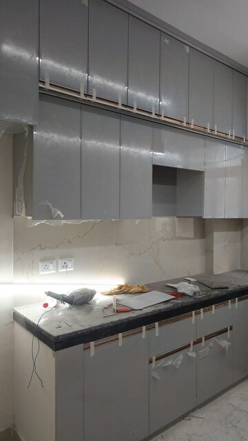 Kitchen in 3.5 BHK Apartment at Smart World Gems, Sector 89 – for Rent