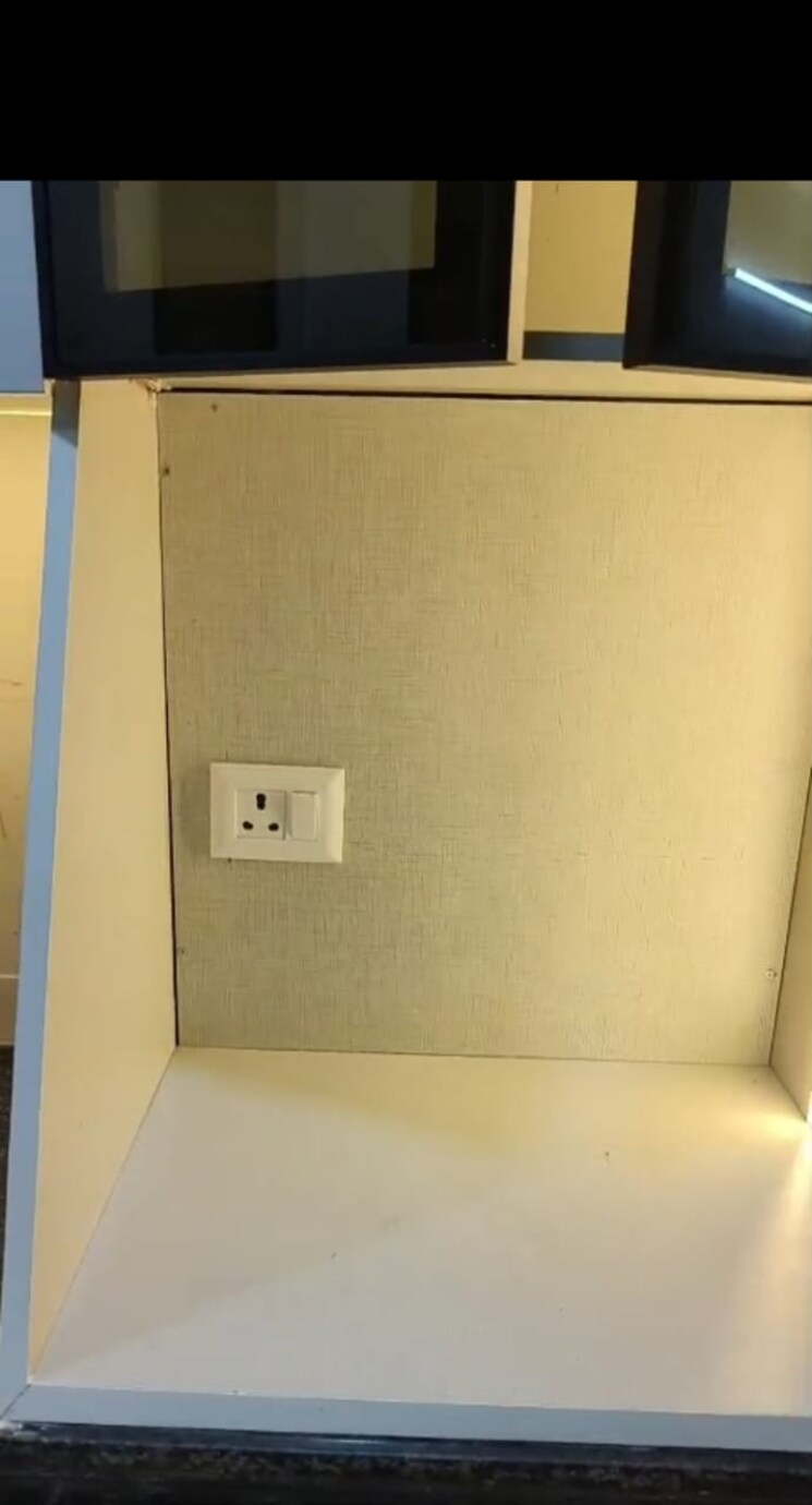 Room, smart-world-gems 3.5 Bedroom 1150 Sq.Ft. Apartment In Sector 89 Gurgaon 9260665