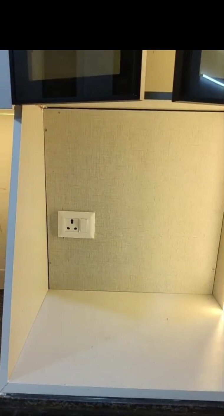 Room, smart-world-gems 3.5 Bedroom 1150 Sq.Ft. Apartment In Sector 89 Gurgaon 9260665