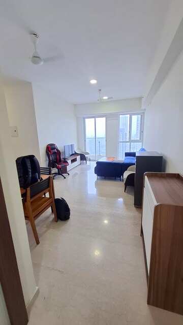 Team Area in 2 BHK Apartment at Parel – for Rent