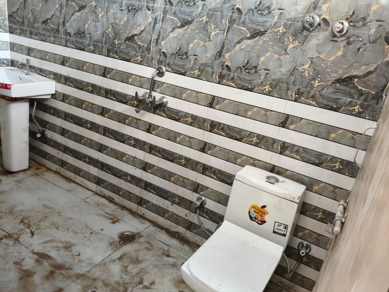 1.5 BHK Builder Floor For Sale in Sector 73