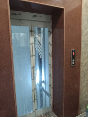 Building Lobby in  Pg at Sector 67 – for Rent