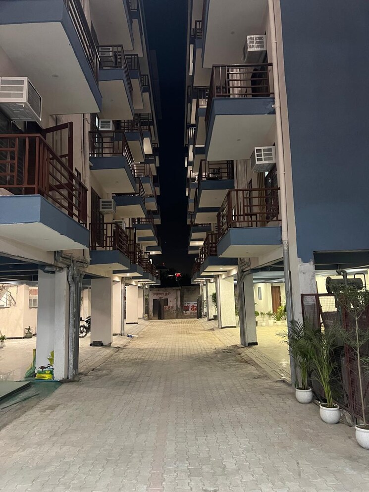 Exterior View, sector 67 Pg For Boys & Girls In Sector 67 9260723