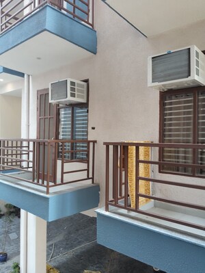  Pg – Exterior View View at Sector 67 - for Rent