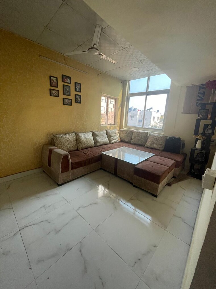 Living Room, gtb enclave 1.5 Bedroom 750 Sq.Ft. Apartment In Gtb Enclave Delhi 9260896