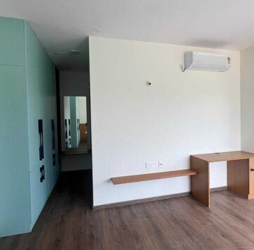 Room in 3.5 BHK Apartment at Bollineni Bion, Kothaguda – for Rent