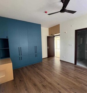 Room in 3.5 BHK Apartment at Bollineni Bion, Kothaguda – for Rent