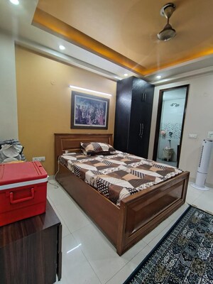 Bedroom in 2 BHK Builder Floor at Sushant Lok I – for Rent