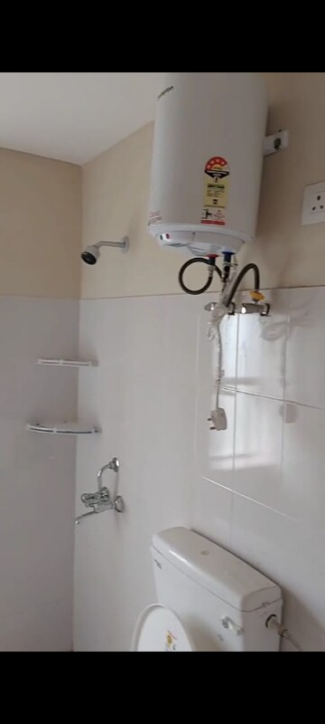 Master Bedroom in 3.5 BHK Apartment at Smart World Gems, Sector 89 – for Rent