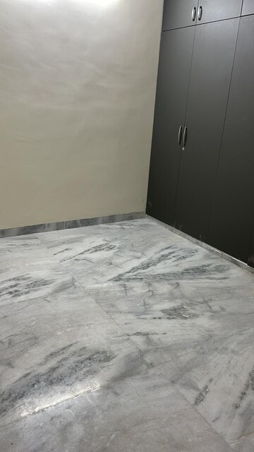 Room in 2 BHK Apartment at Manikonda – for Rent