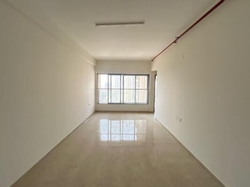 Room in 2 BHK Apartment at Nathani Heights, Dalal Estate – for Rent