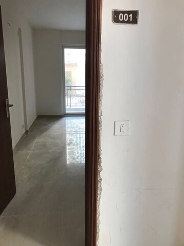 Room in 3 BHK Apartment at Ramprastha Primera, Sector 37d – for Rent