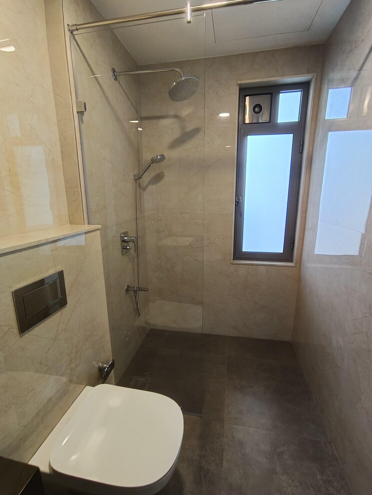 Bathroom, piramal-mahalaxmi-north-tower 2 Bedroom 762 Sq.Ft. Apartment In Mahalaxmi Mumbai 9260983