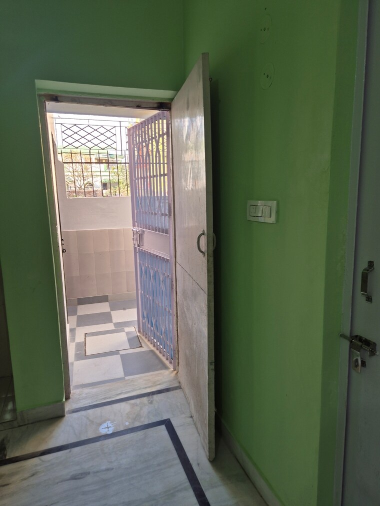 Other, gms road 2 Bedroom 100 Sq.Mt. Builder Floor In Gms Road Dehradun 9260993