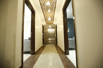 Building Lobby in 1 BHK Apartment at Dlf Cyber City, Sector 24 – for Rent