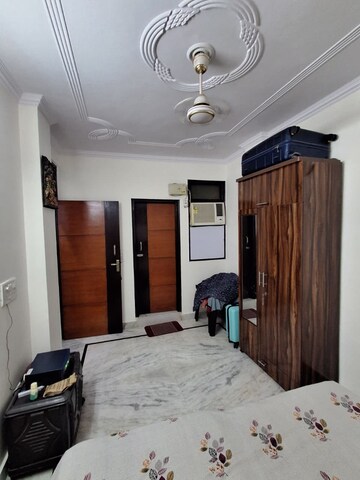 Bedroom in 2 BHK Builder Floor at Govindpuri – for Rent