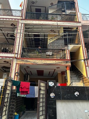 5 BHK Independent House For Sale in Sector 3