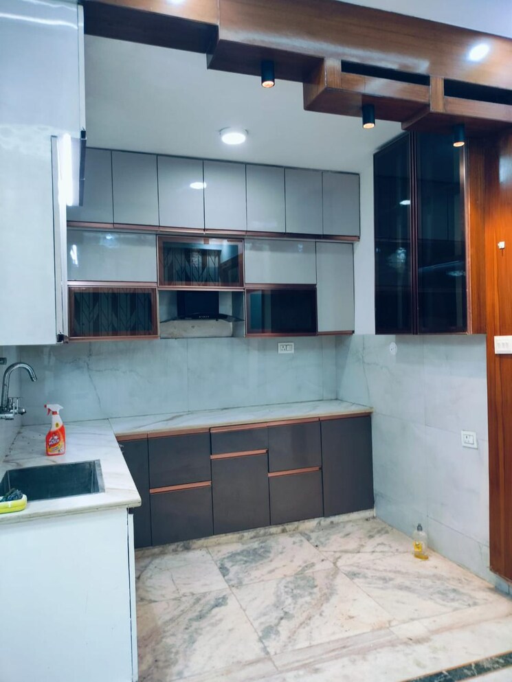 Kitchen, vaishali sector 2 2 Bedroom 968 Sq.Ft. Builder Floor In Vaishali Sector 2 Ghaziabad 9261015