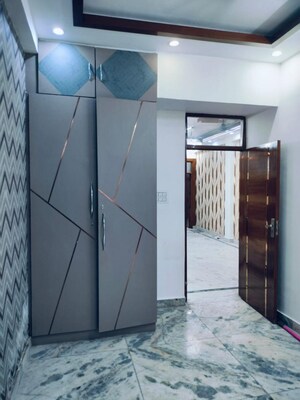 Room in 2 BHK Builder Floor at Vaishali Sector 2 – for Sale