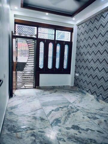 Room in 2 BHK Builder Floor at Vaishali Sector 2 – for Sale