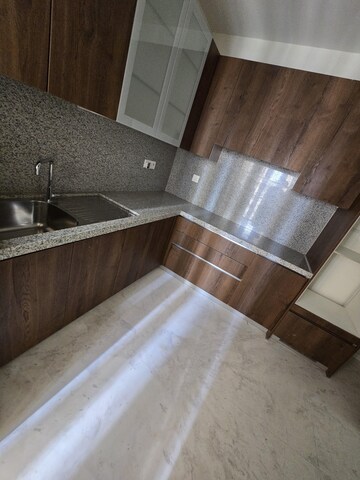 Staircase in 2 BHK Apartment at Piramal Aranya, Byculla – for Rent
