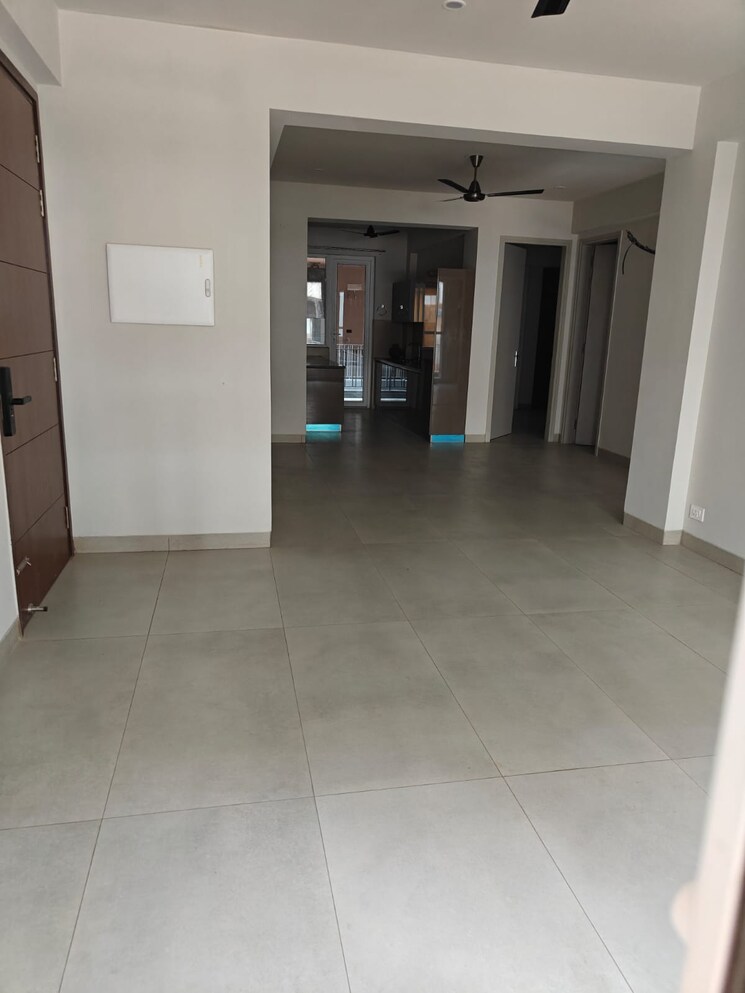 Room, chandigarh-hollywood-heights-1 2 Bedroom 1250 Sq.Ft. Apartment In Lohgarh Zirakpur 9261027