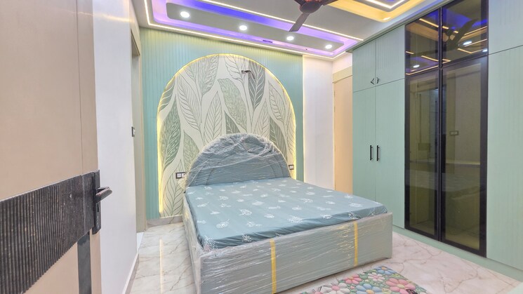 Bedroom, param puri 4 Bedroom 100 Sq.Yd. Builder Floor In Param Puri Delhi 9261029